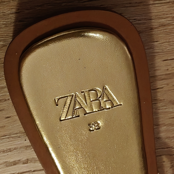 Zara Gold and Brown Sandals with Metallic Finish - Picture 7 of 7